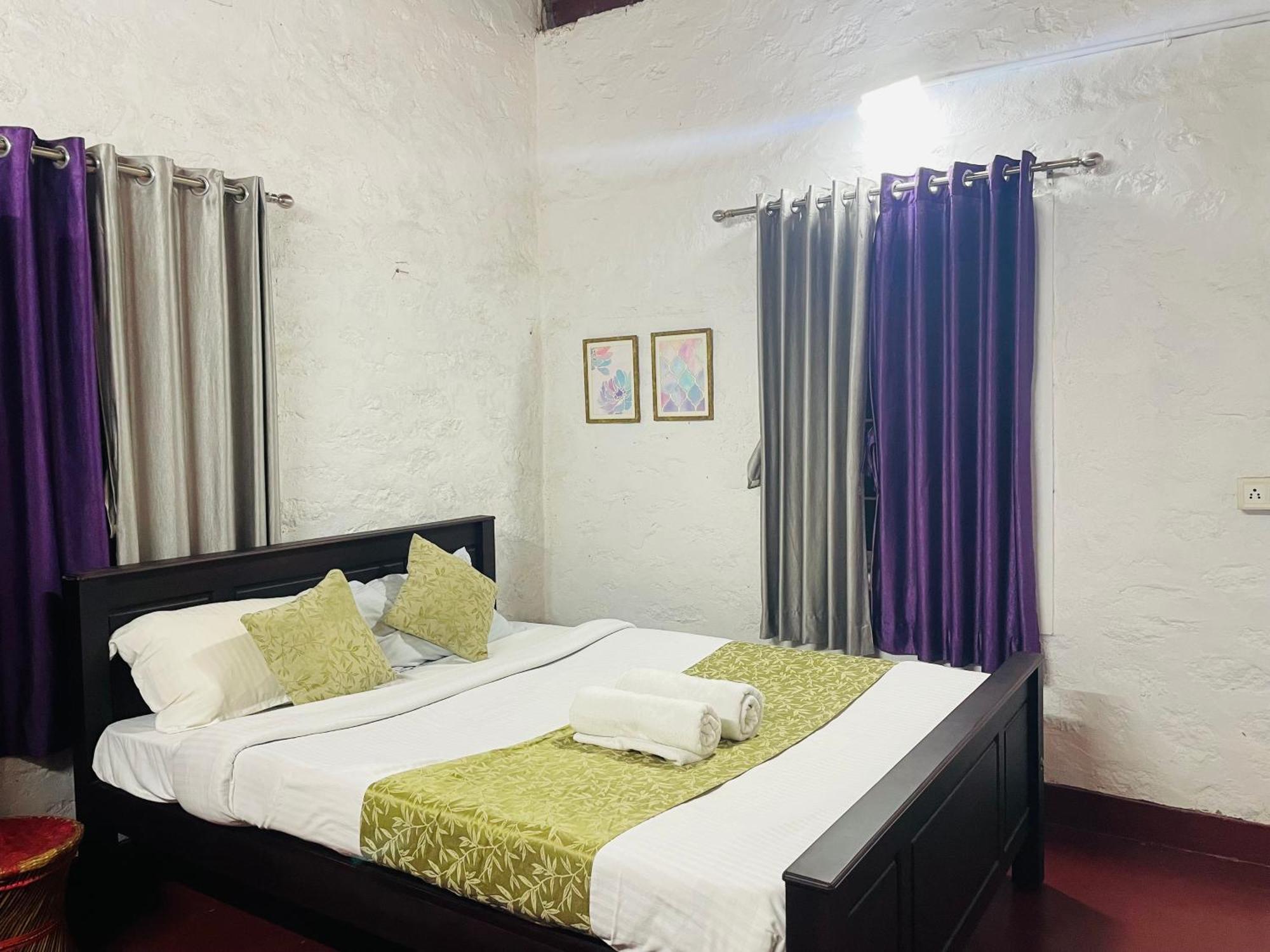 Thottom Stays Private Bungalow Munnar Esterno foto