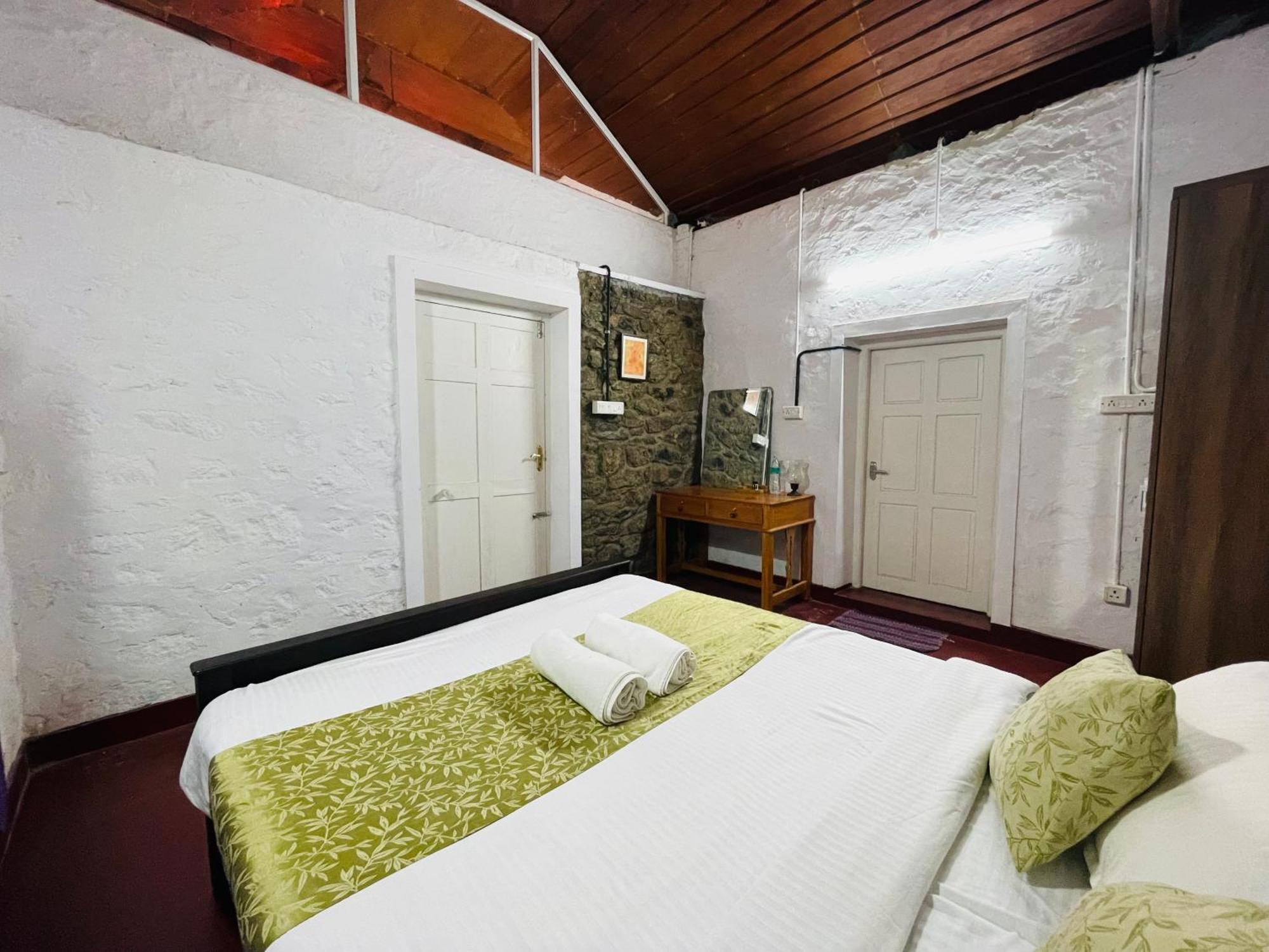 Thottom Stays Private Bungalow Munnar Esterno foto