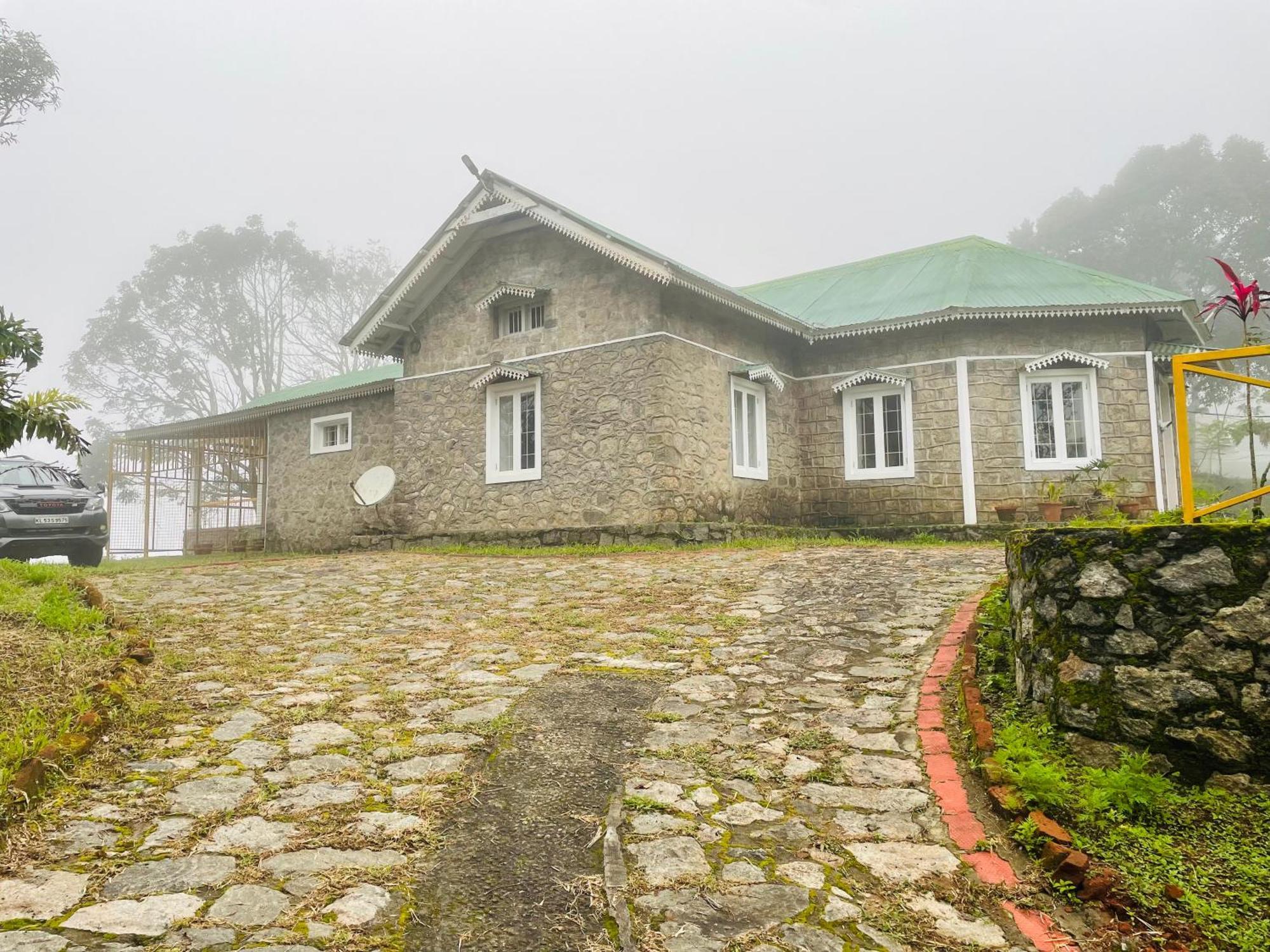 Thottom Stays Private Bungalow Munnar Esterno foto